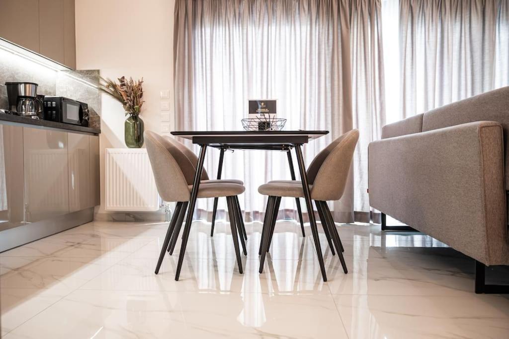Μεζονέτα Με Θέα Στο Πάρκο Σταύρος Νιάρχος One Apartment Athena Bagian luar foto